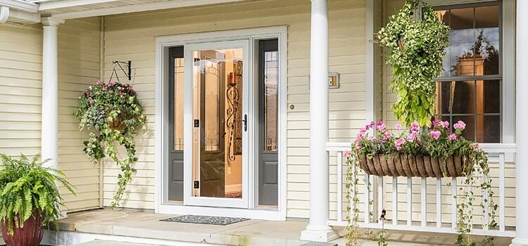 screen door installation in Castroville
